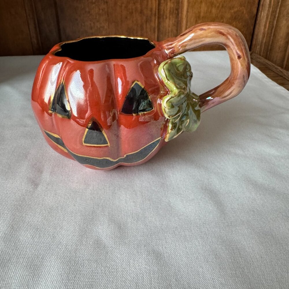 NWOT Waterford Halloween Collection - Set of 2 Ceramic Jack-o-Lantern Mugs - Picture 7 of 14